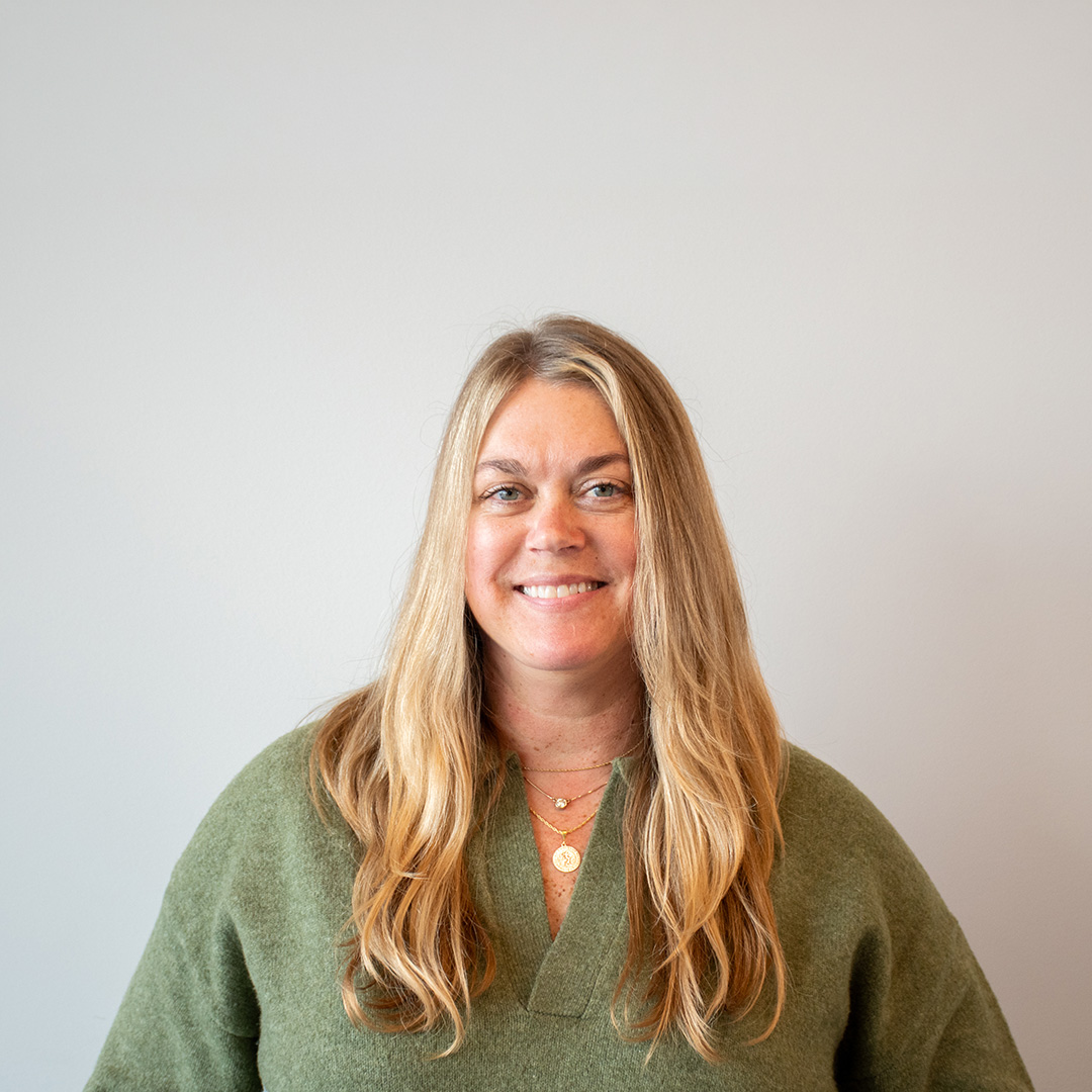 Employee Photo of Melody James